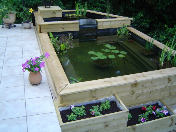 bassin de jardin hors sol en bois